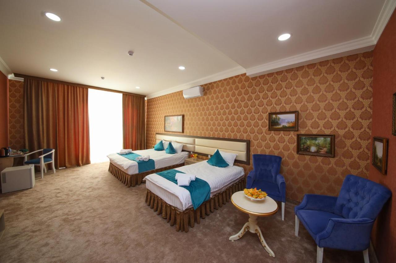 Hotel Globus Taschkent Exterior foto