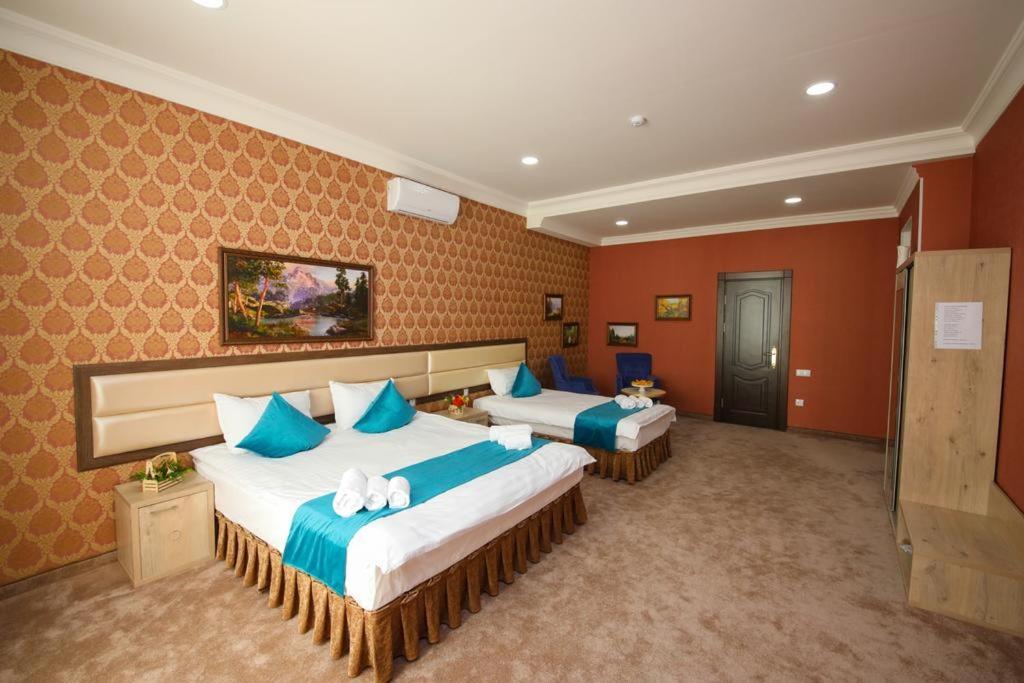 Hotel Globus Taschkent Exterior foto