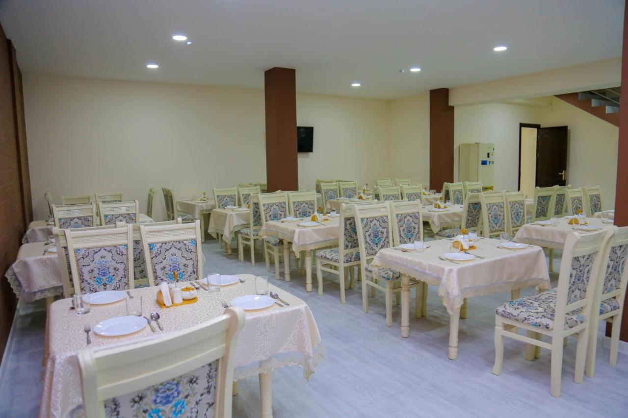 Hotel Globus Taschkent Exterior foto