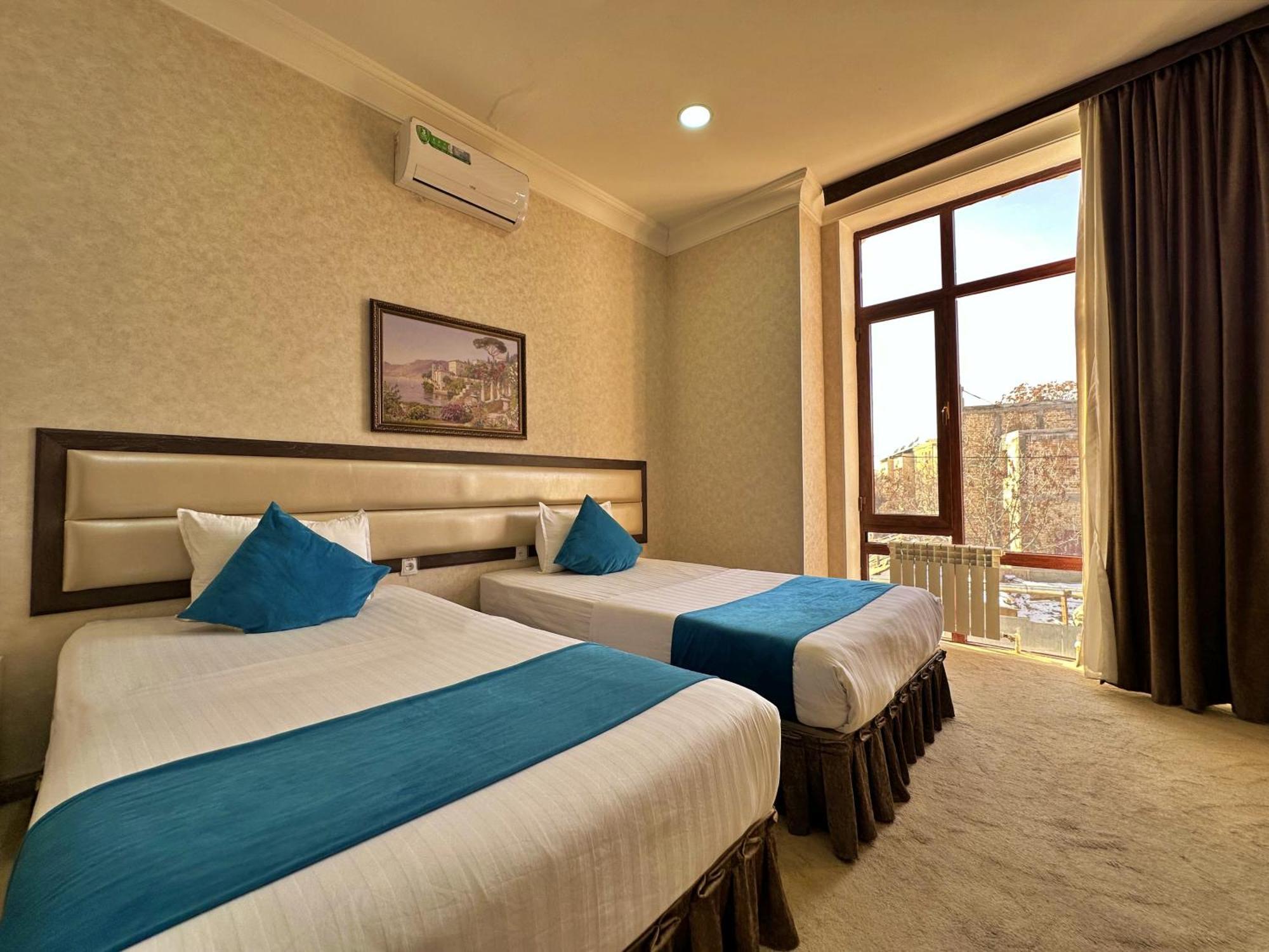 Hotel Globus Taschkent Exterior foto
